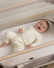 Iora Bedside Bassinet by Maxi-Cosi - One Size / Classic Oat