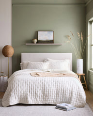 European Linen Dream Quilt - Twin / White